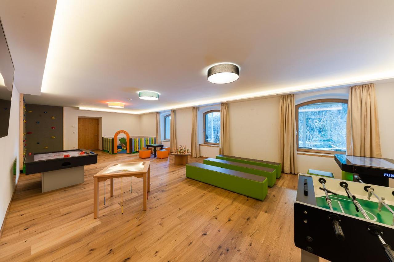 Hotel Madatsch トラフォイ エクステリア 写真